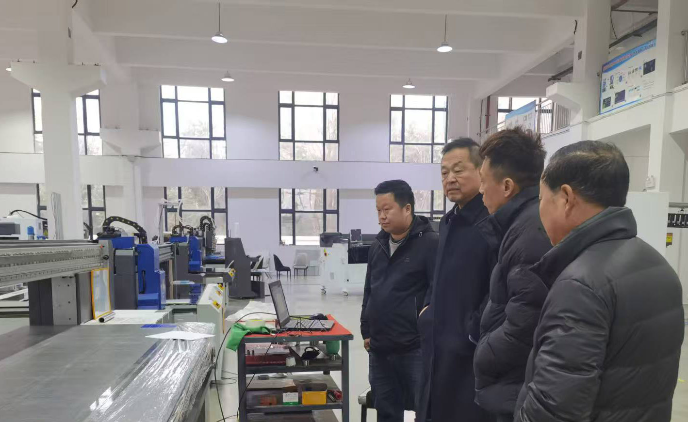 参观工厂-1